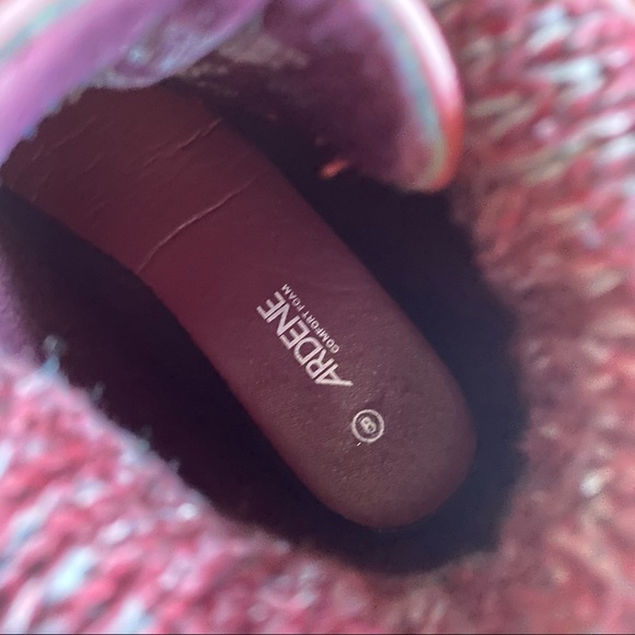 Burgundy boots - Picture 6 of 6